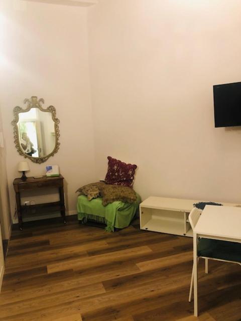 Charme Holidays Trastevere 3 ローマ エクステリア 写真